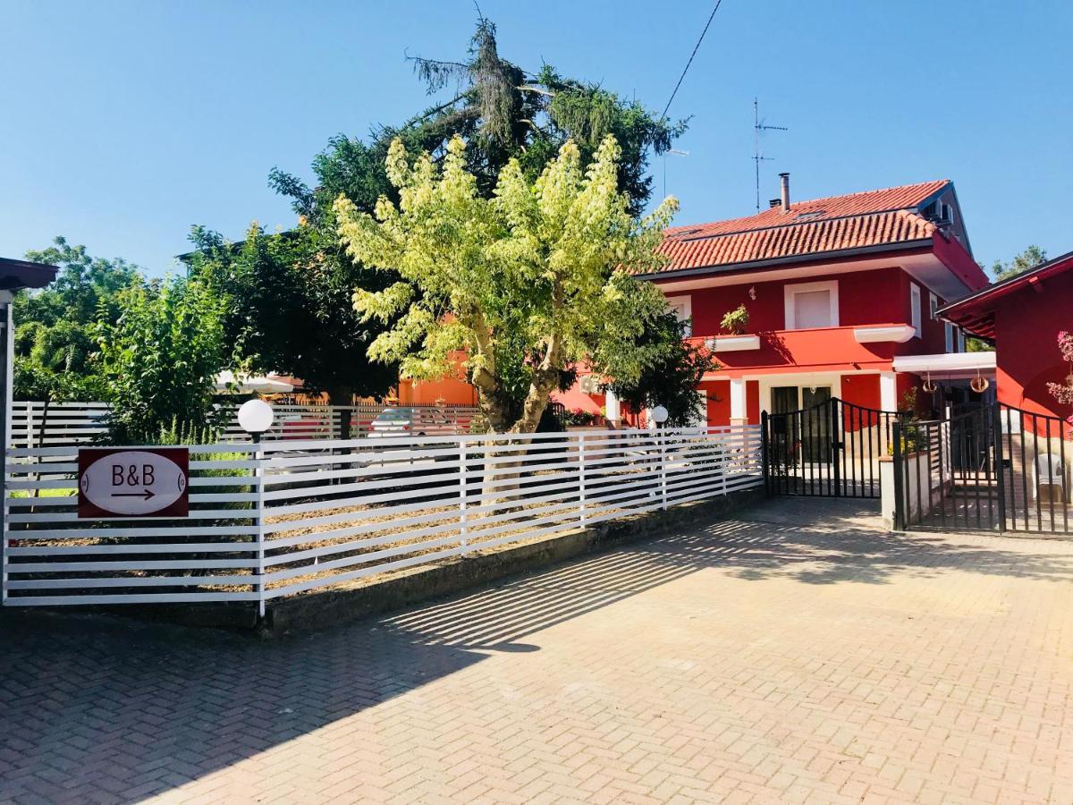 B&B Red Village К'єті Екстер'єр фото